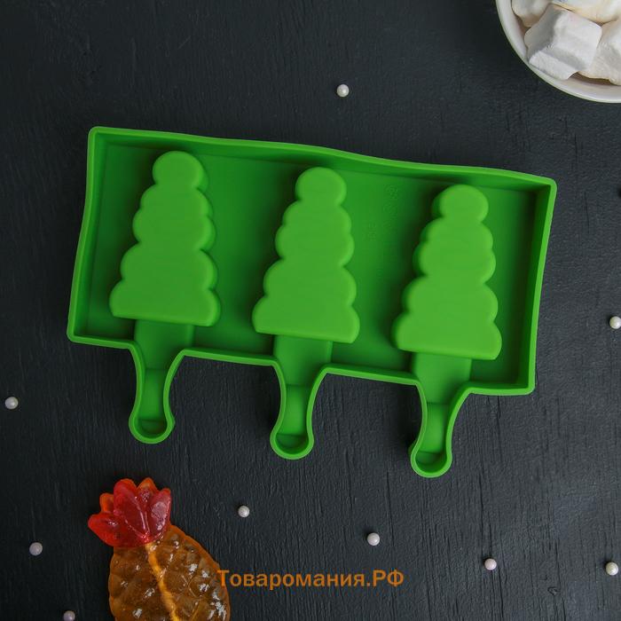 Форма для мороженого новогодняя «Ёлочка», силикон, 19.5×13×2.5 см, 3 ячейки (7.1×2.7 см), белая