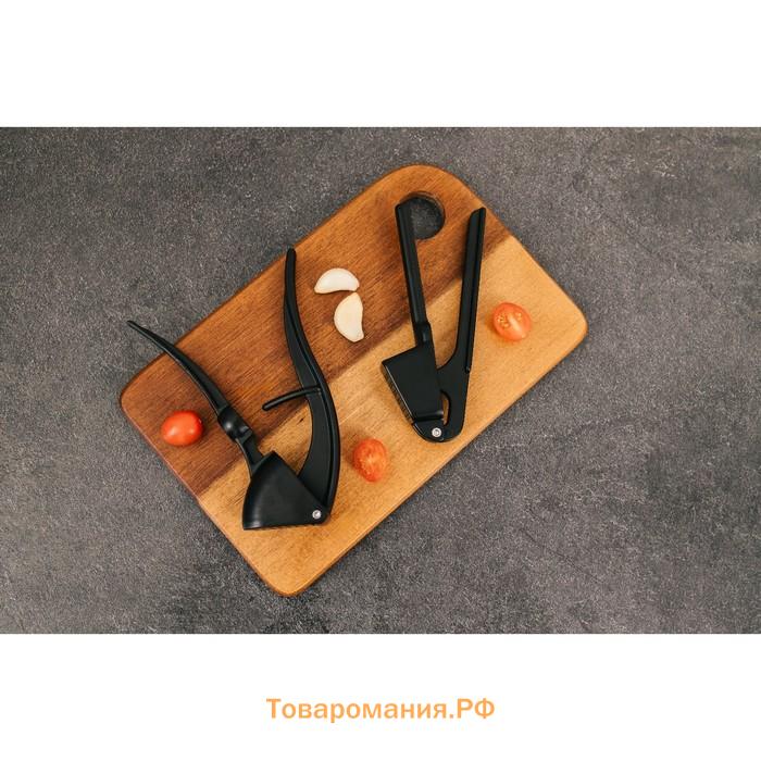Пресс для чеснока Magistro Alum black, 18.5, с выталкивателем косточек, чёрный