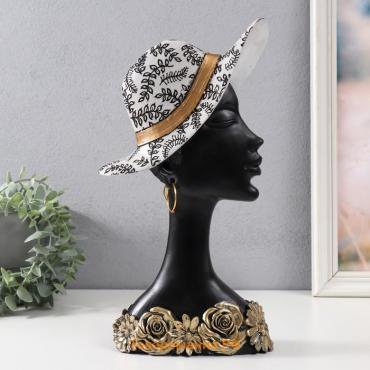 Сувенир полистоун бюст "Африканка в белой шляпке с цветами" 19х5,5х33 см